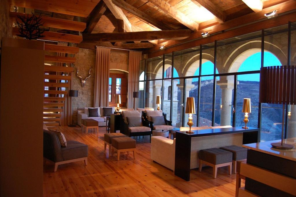 Hospederia Palacio De Allepuz Hotel Bagian luar foto