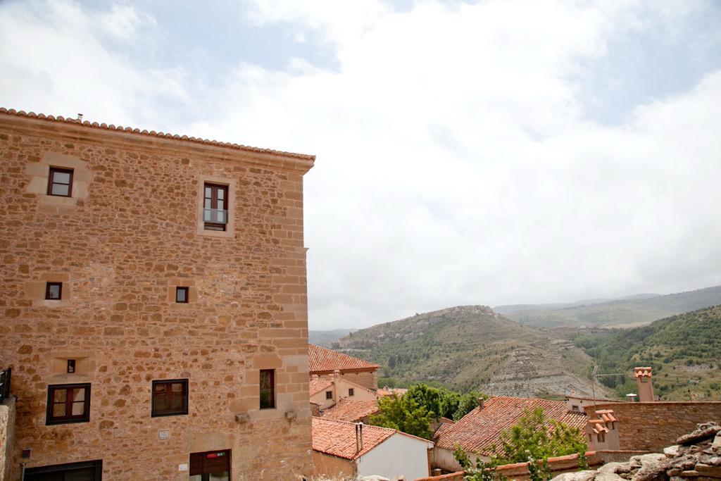 Hospederia Palacio De Allepuz Hotel Bagian luar foto